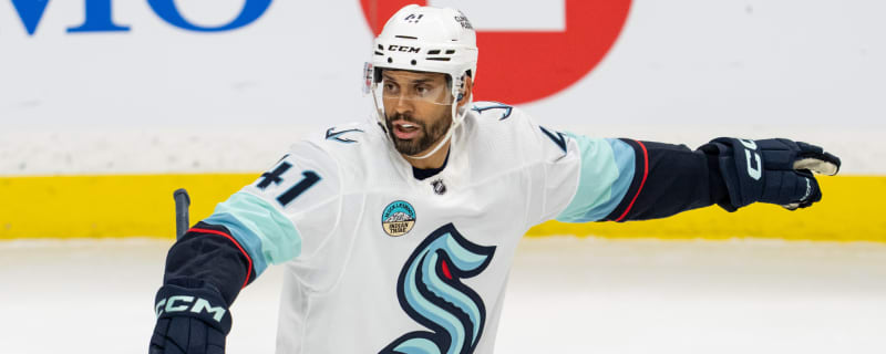 Avalanche Stars Chat With Old Teammate In YouTube Series