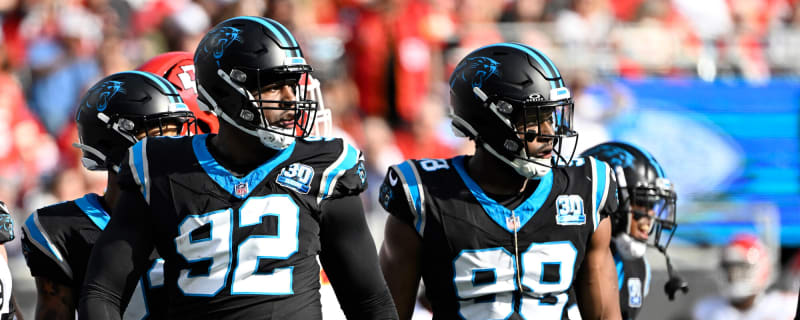 Vikings Sign DE Jonathan Harris To PS, Cut CB Kelvin Joseph