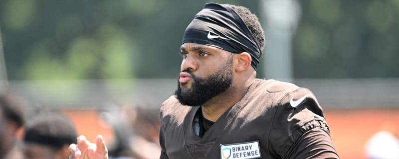 Browns designate two-time Super Bowl champ for return