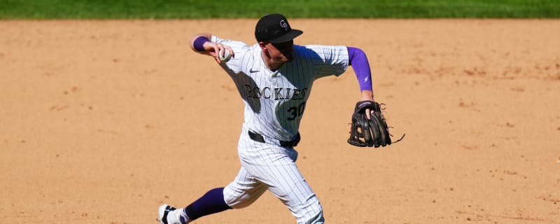 Rockies outright Aaron Schunk