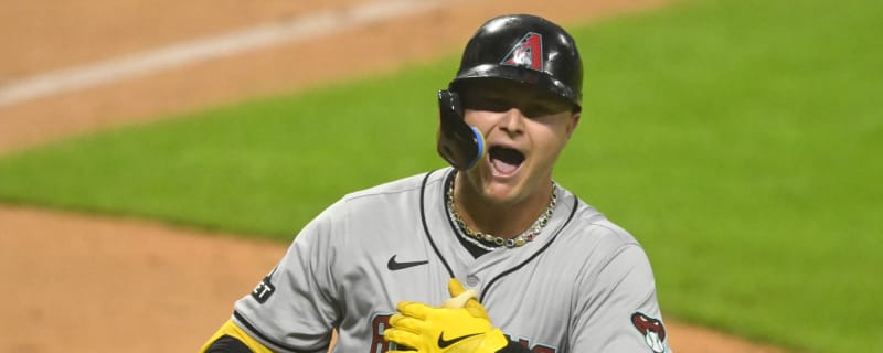 Diamondbacks interested in re-signing veteran DH