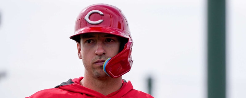Reds utilityman to begin season on injured list