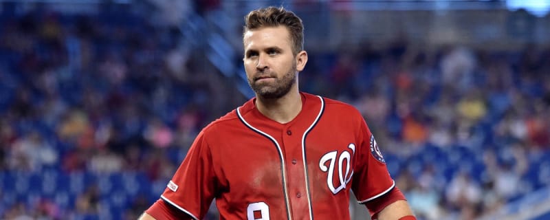 Brian Dozier dances shirtless at Nationals' victory parade