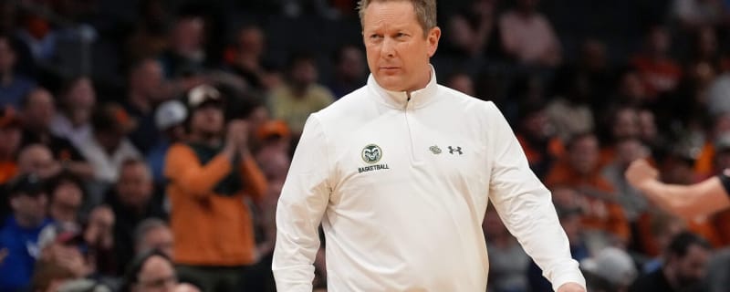 Local Insider Floats the 'Logical Choice' for Next Gophers MBB Head Coach