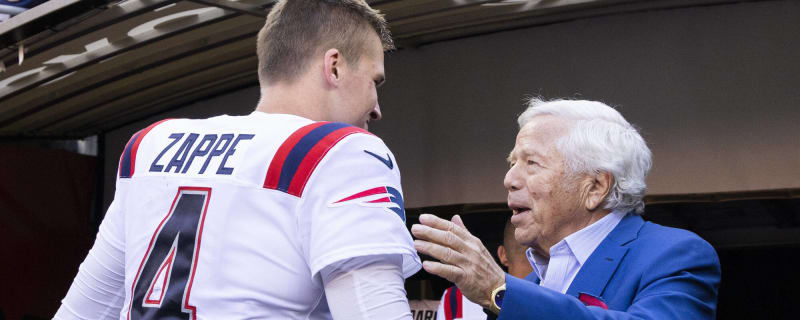 Patriots players reportedly believe in Mac Jones over Bailey Zappe