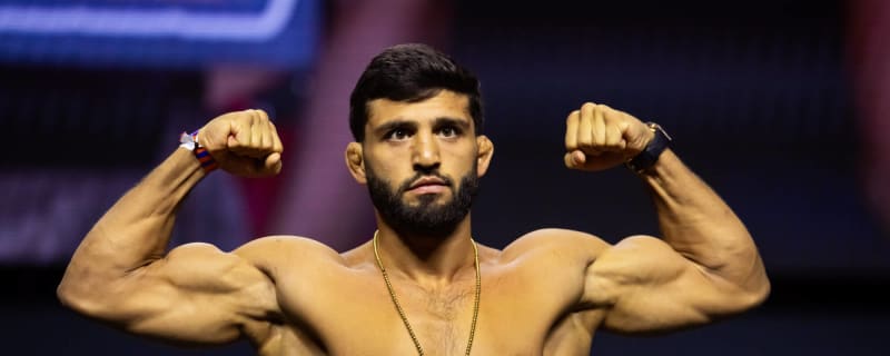 Eddie Alvarez Believes Arman Tsarukyan Beats Islam Makhachev in Rematch
