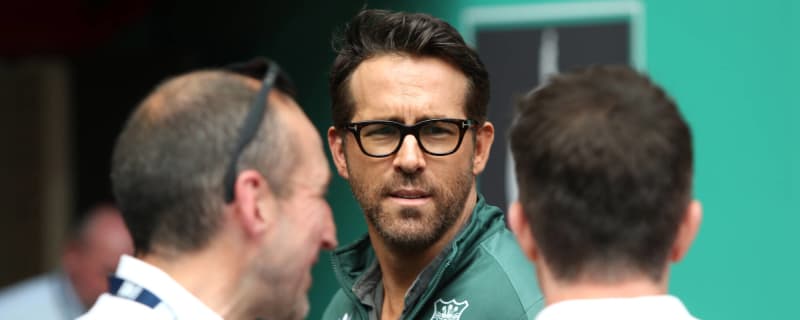 Actor Ryan Reynolds reportedly interested in buying Senators