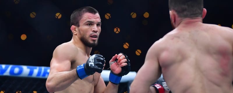 Umar Nurmagomedov didn&#39;t tell team about broken during title fight