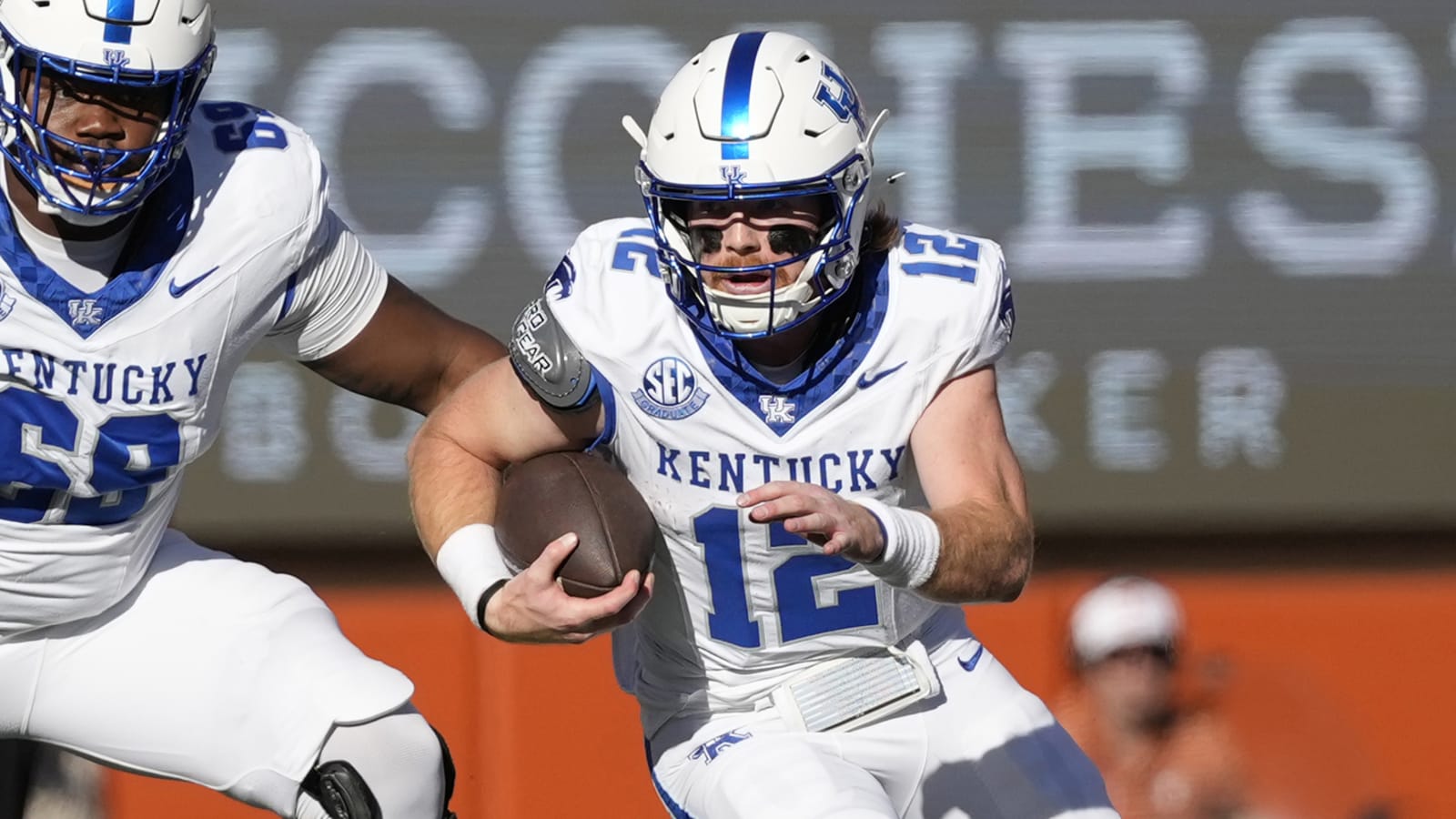 SEC starting QB announces retirement from football