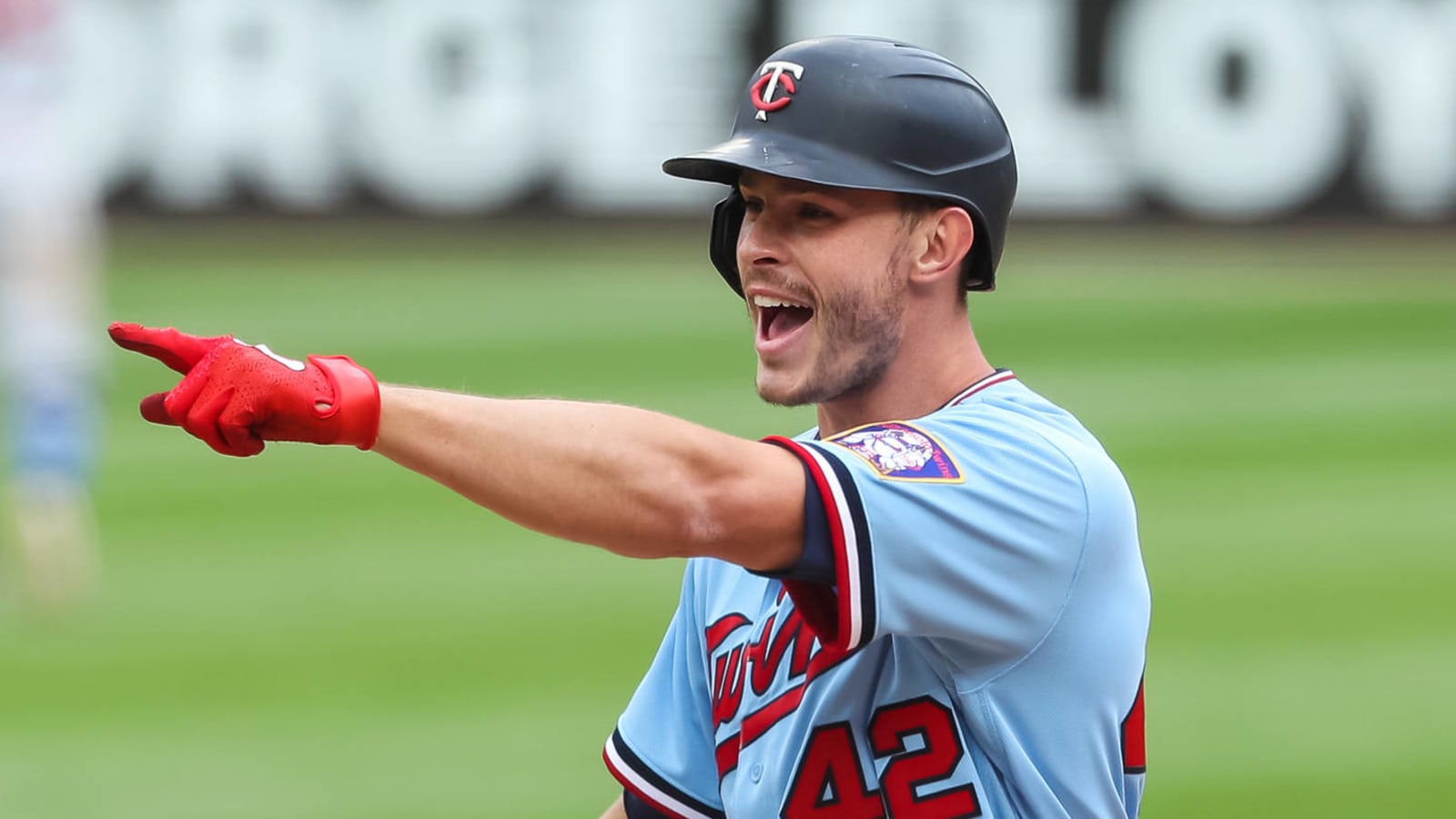 Twins place Garlick, Kepler, Thielbar on COVID-19 IL