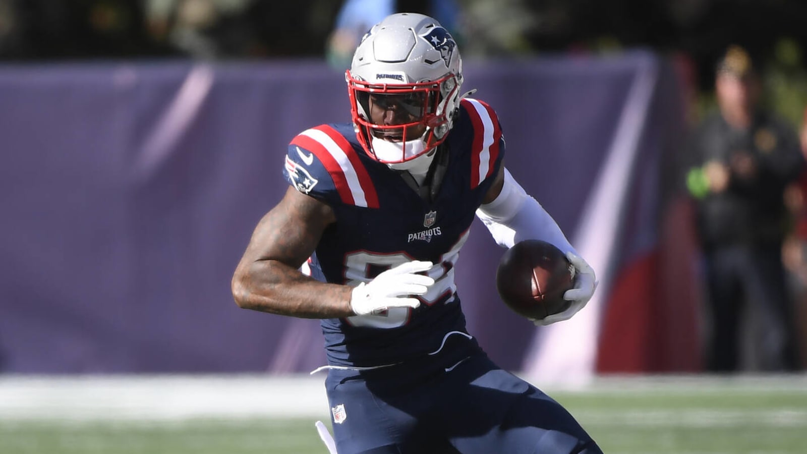 Patriots to re-sign this receiver to three-year contract