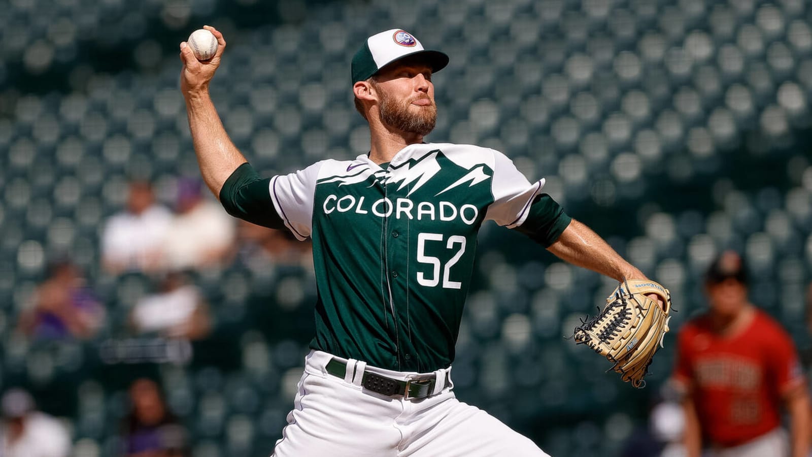 Top 10 Best Relief Pitchers for the 2025 MLB Season Yardbarker