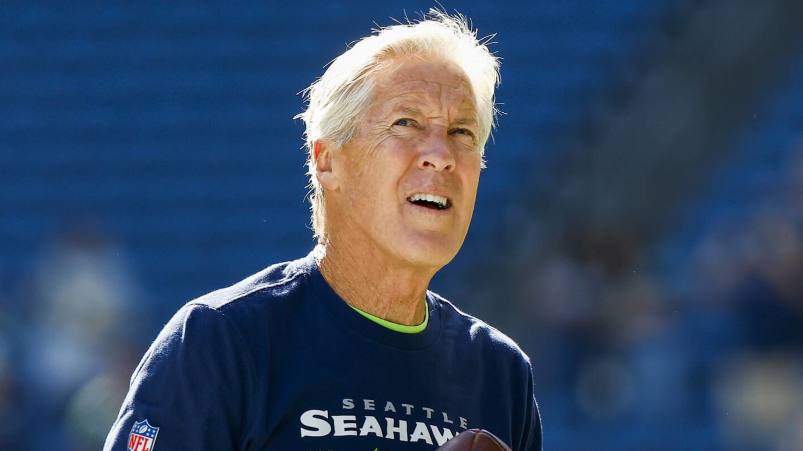 Pete Carroll: Drew Lock 'nipping at' Geno Smith's heels in practice