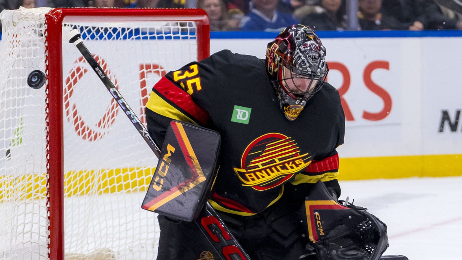 Canucks appear to have another controversy on their hands — this time between goalies