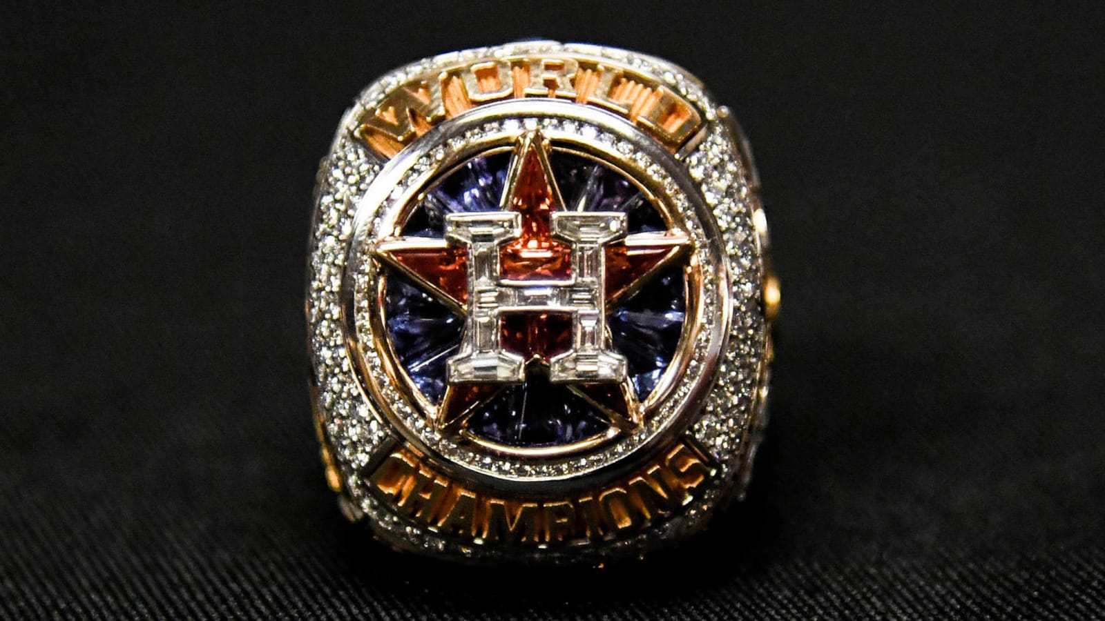 Astros block World Series ring auction benefiting charity Yardbarker
