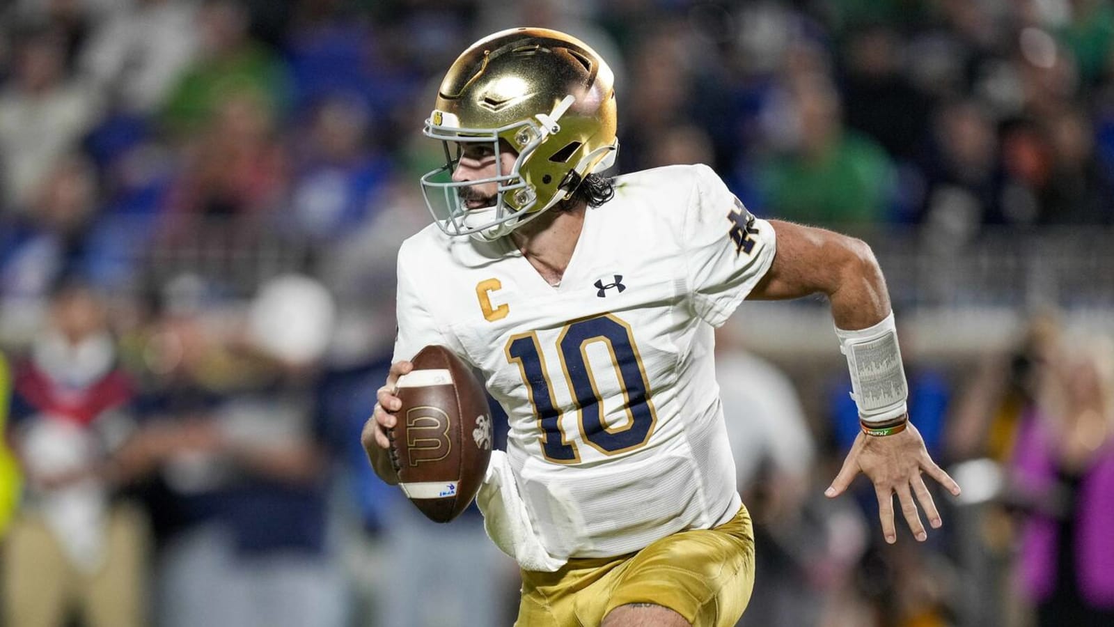 Hartman's improbable conversion leads Notre Dame over Duke