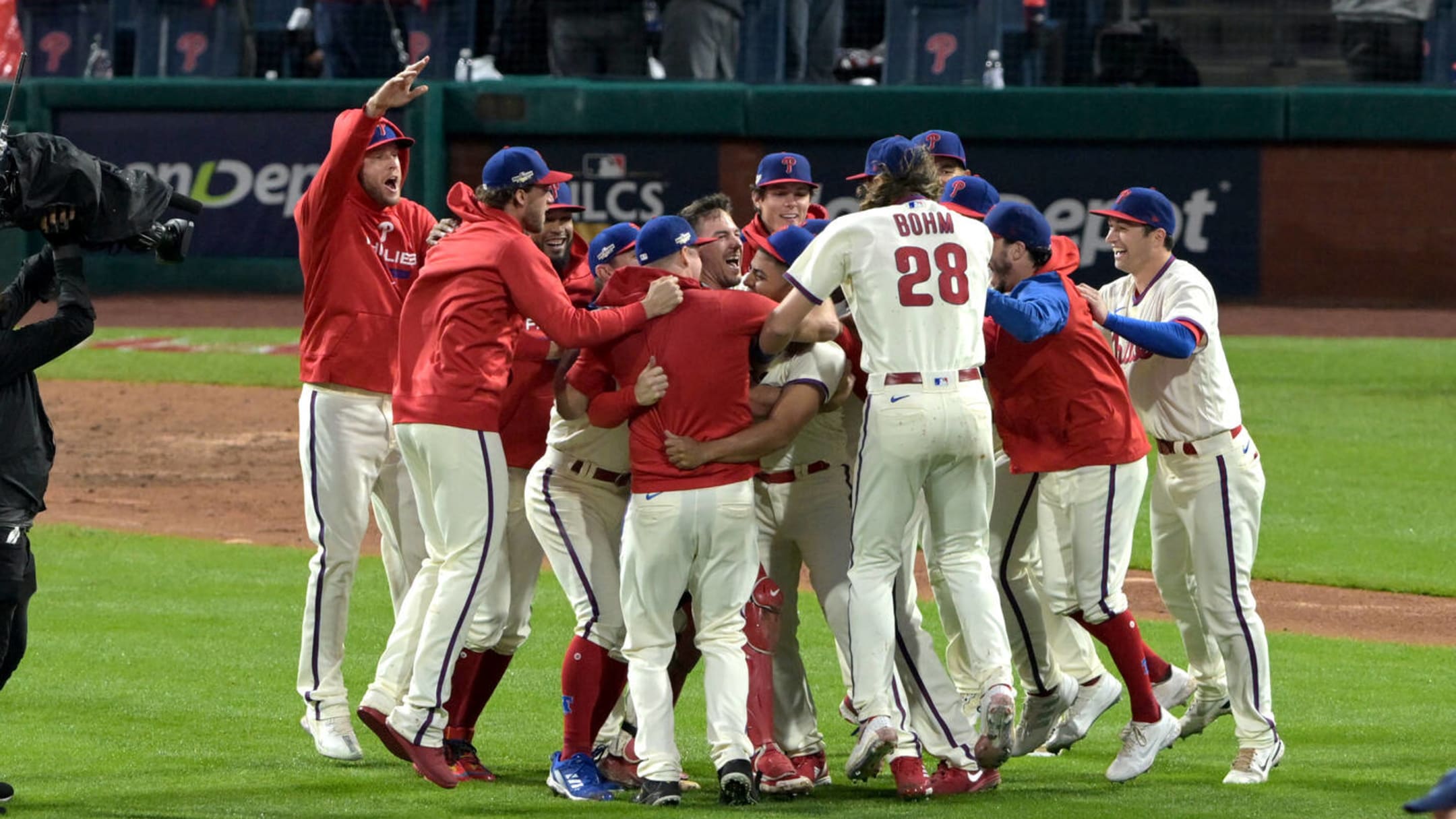 Phillies only won the NLCS, not the pennant : r/baseballcirclejerk