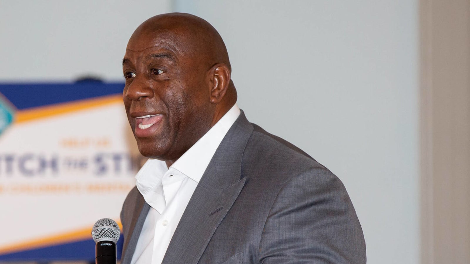 Magic Johnson regrets choosing Converse over Nike in 1979