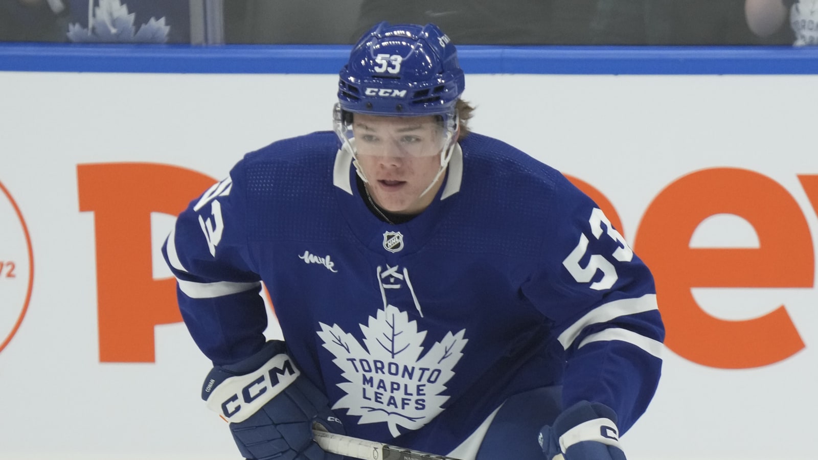 Maple Leafs Veteran John Tavares Stands up for Easton Cowan After Public Criticism