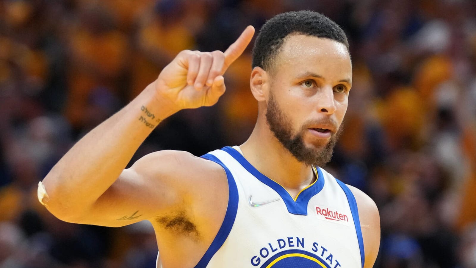 Stephen Curry finishes Game 5 without made three-pointer for first time in playoff career