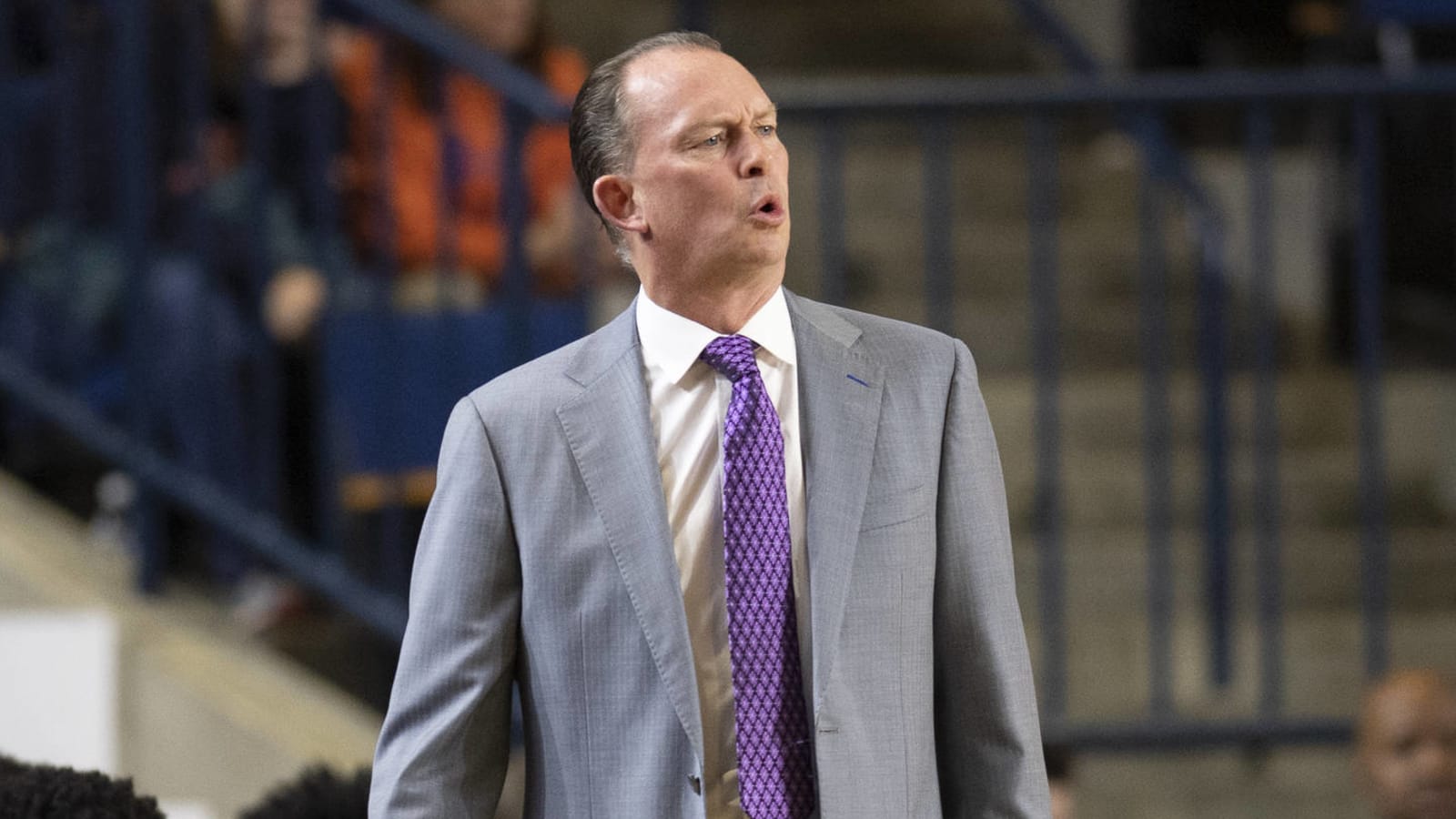 East Carolina hoops pauses, postpones two games due to COVID