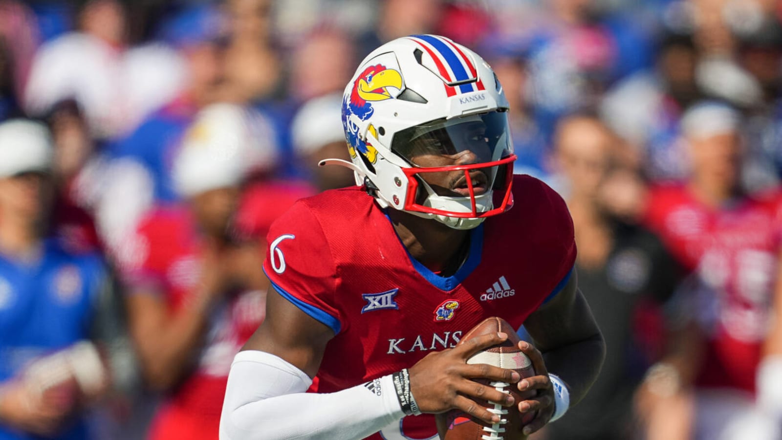 Kansas QB wears high-playing chain at Big 12 media days