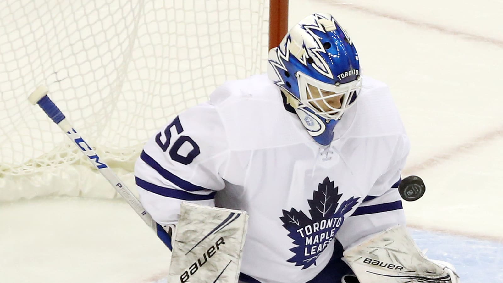 Bruins add veteran goalie as Jeremy Swayman contract talks persist