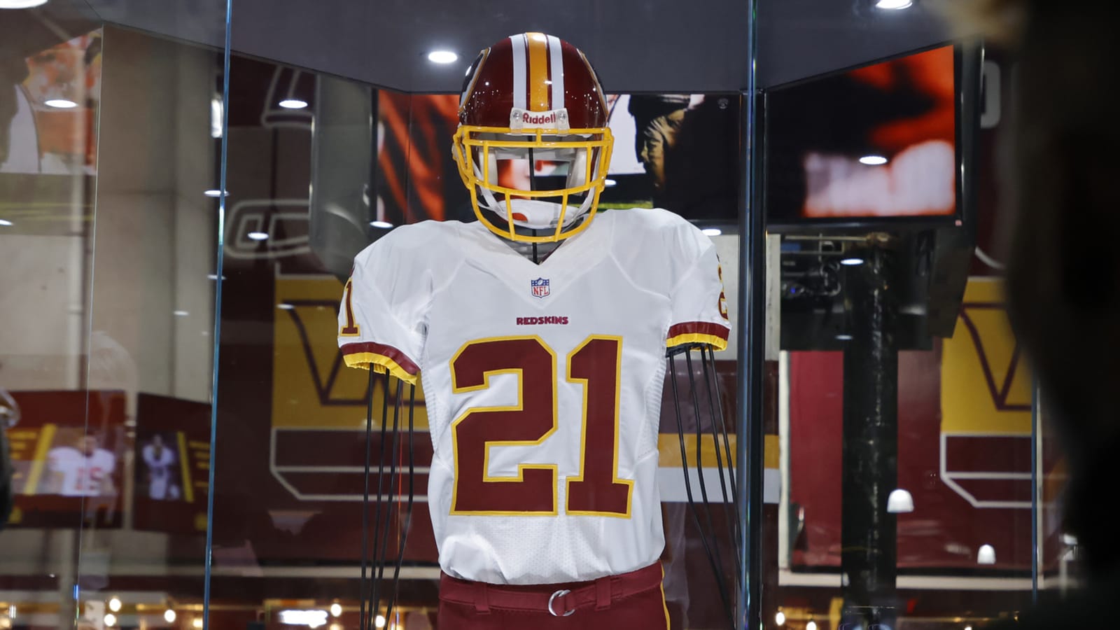 Commanders announce plans to honor Sean Taylor properly