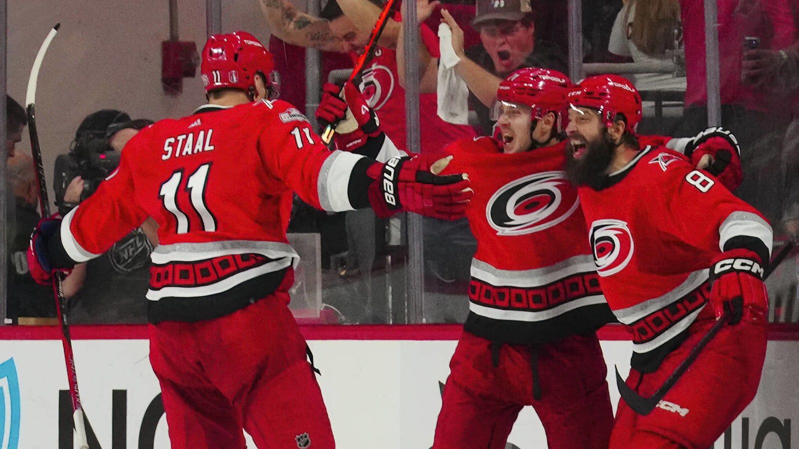 Jesper Fast scores in OT to give Hurricanes 2-0 series lead