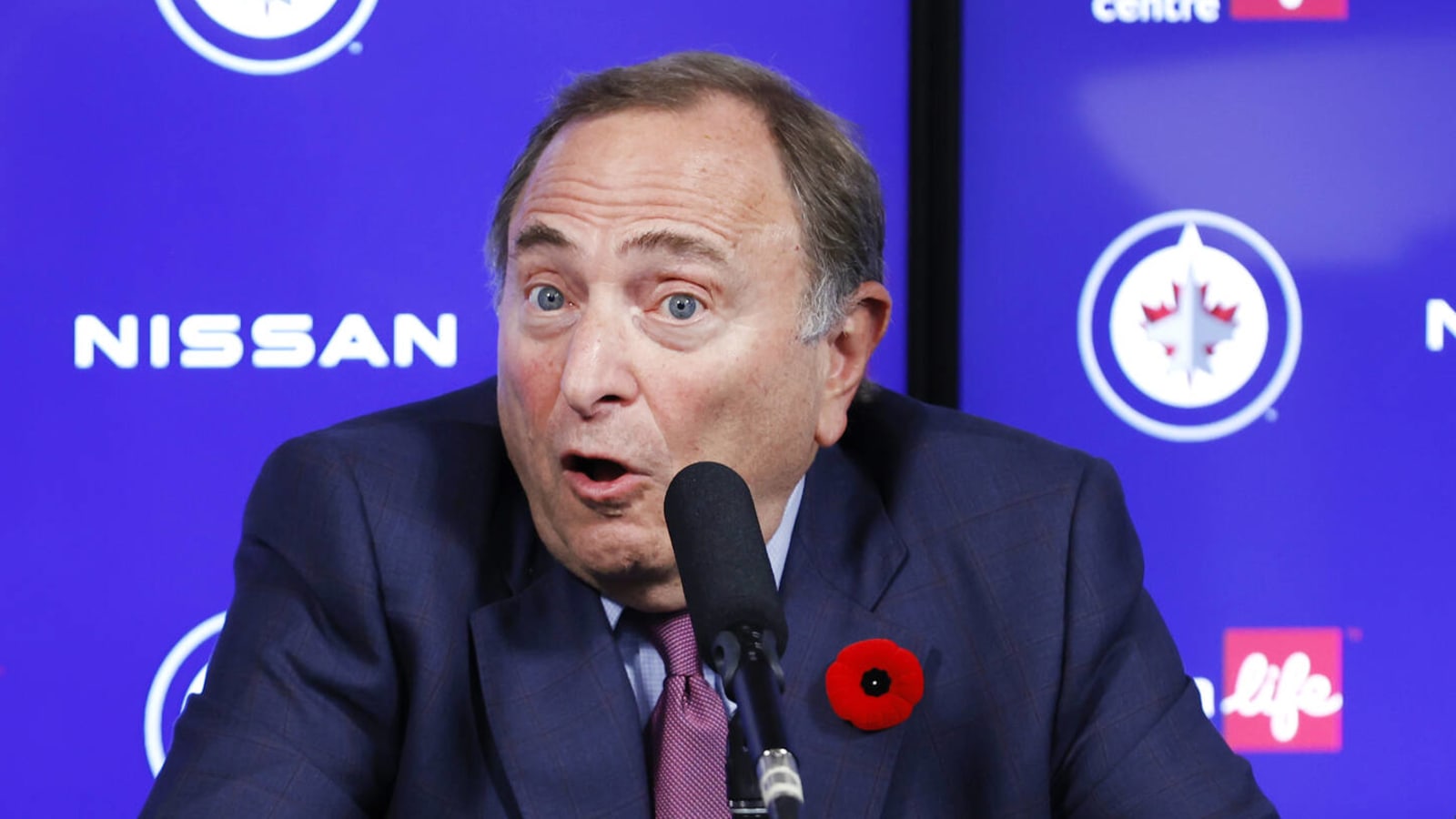 NHL discussing extending regular-season schedule