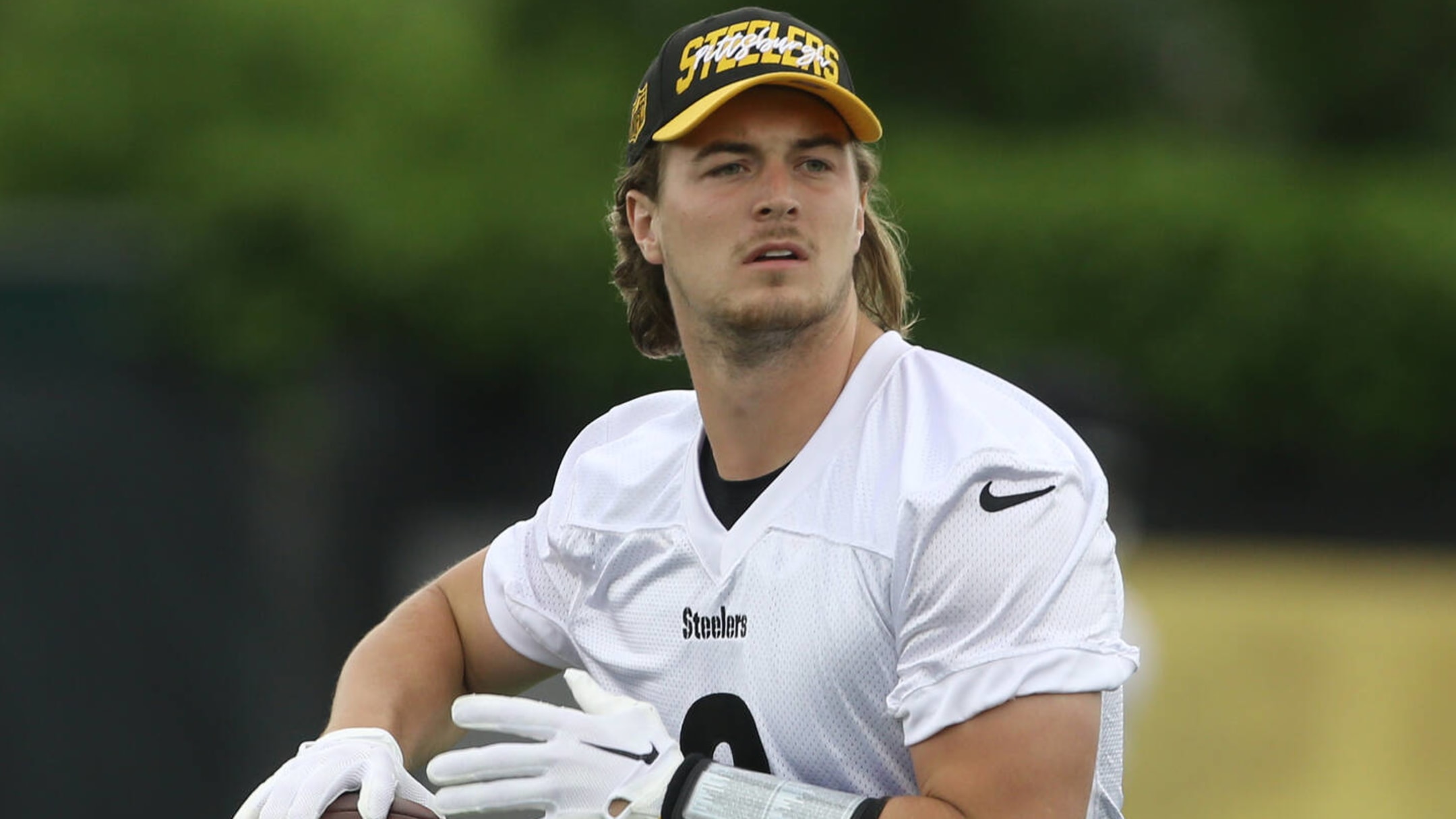 NFL insider compares Steelers' Kenny Pickett situation to Packers' Jordan  Love