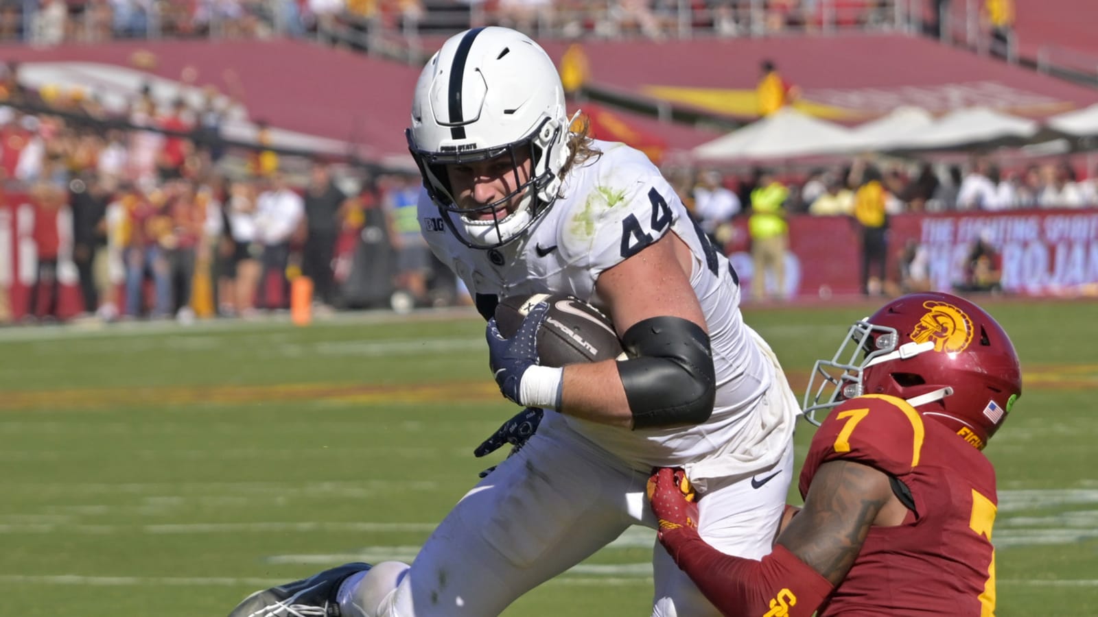 Penn State Tight End Tyler Warren Enters Heisman Trophy Conversation Against USC