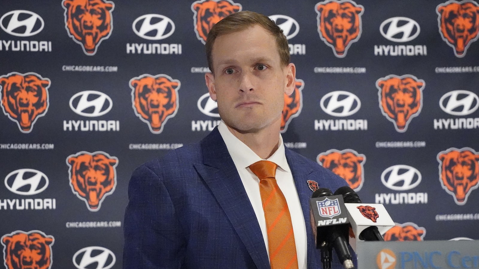 Bears HC Ben Johnson decides to keep one position coach from previous regime