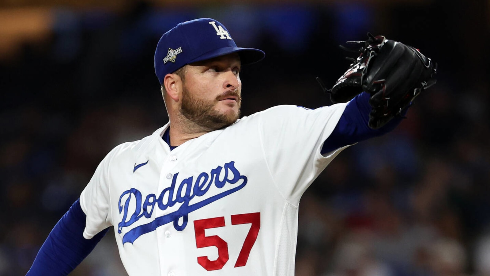 Dodgers sign Ryan Brasier to two-year deal