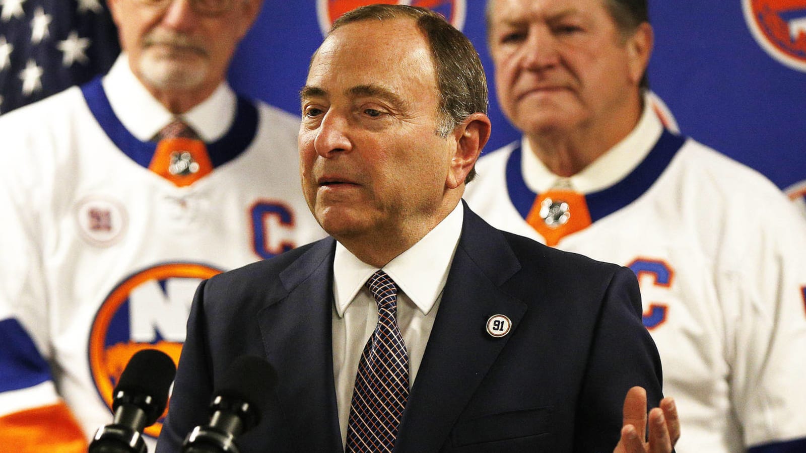 Bettman announces NHL, NHLPA plans for 24-team playoffs