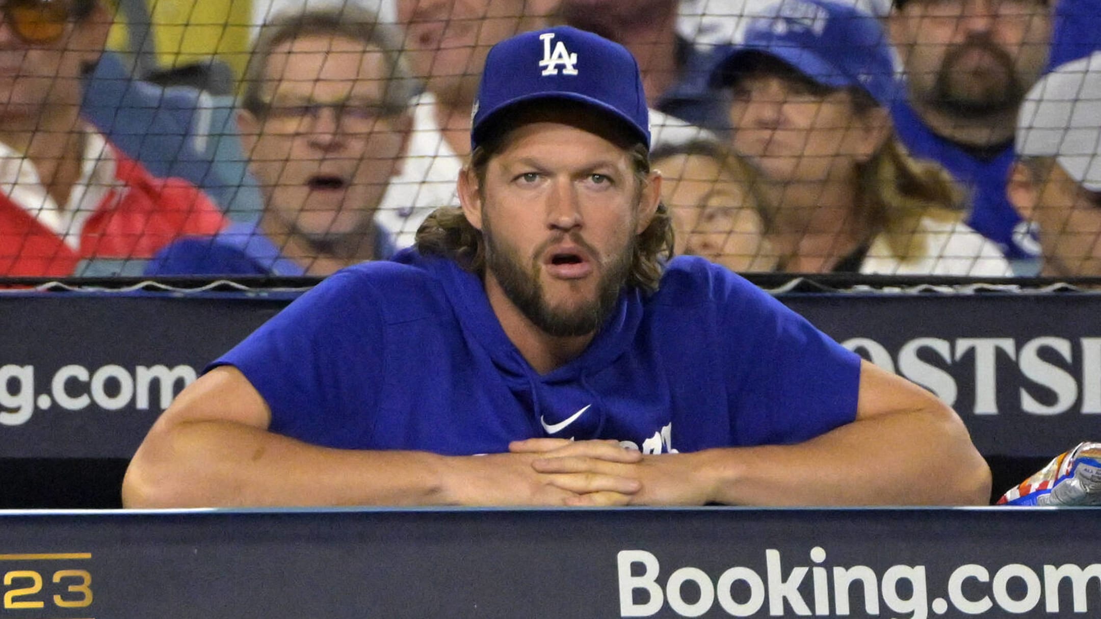 Clayton Kershaw re-signs to Los Angeles Dodgers on $20M, 1-year deal
