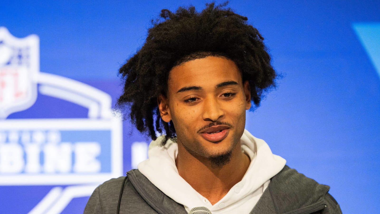 Ravens bolster secondary with first-round pick