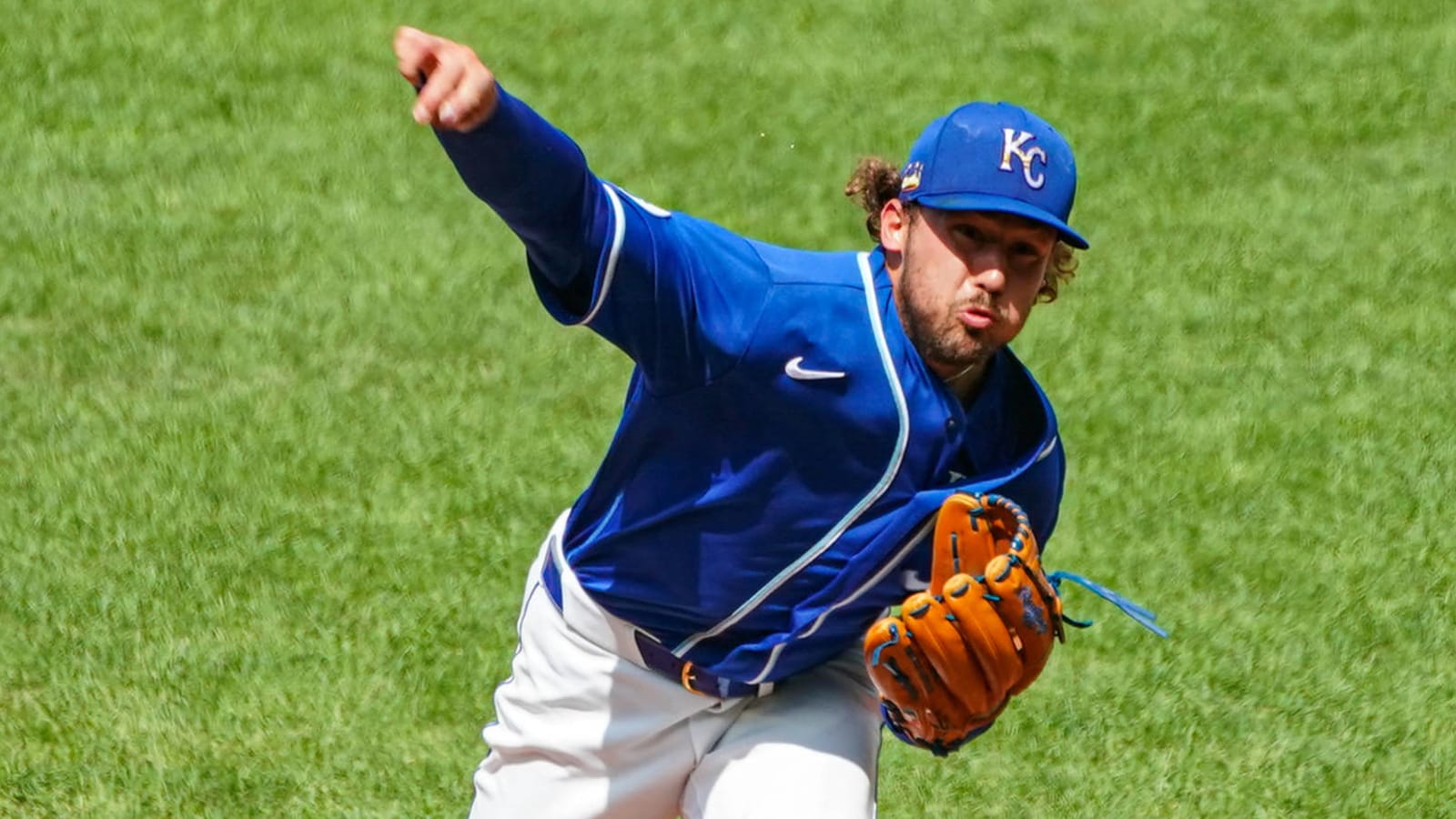 Reds sign former first-rounder Braden Shipley to minors deal