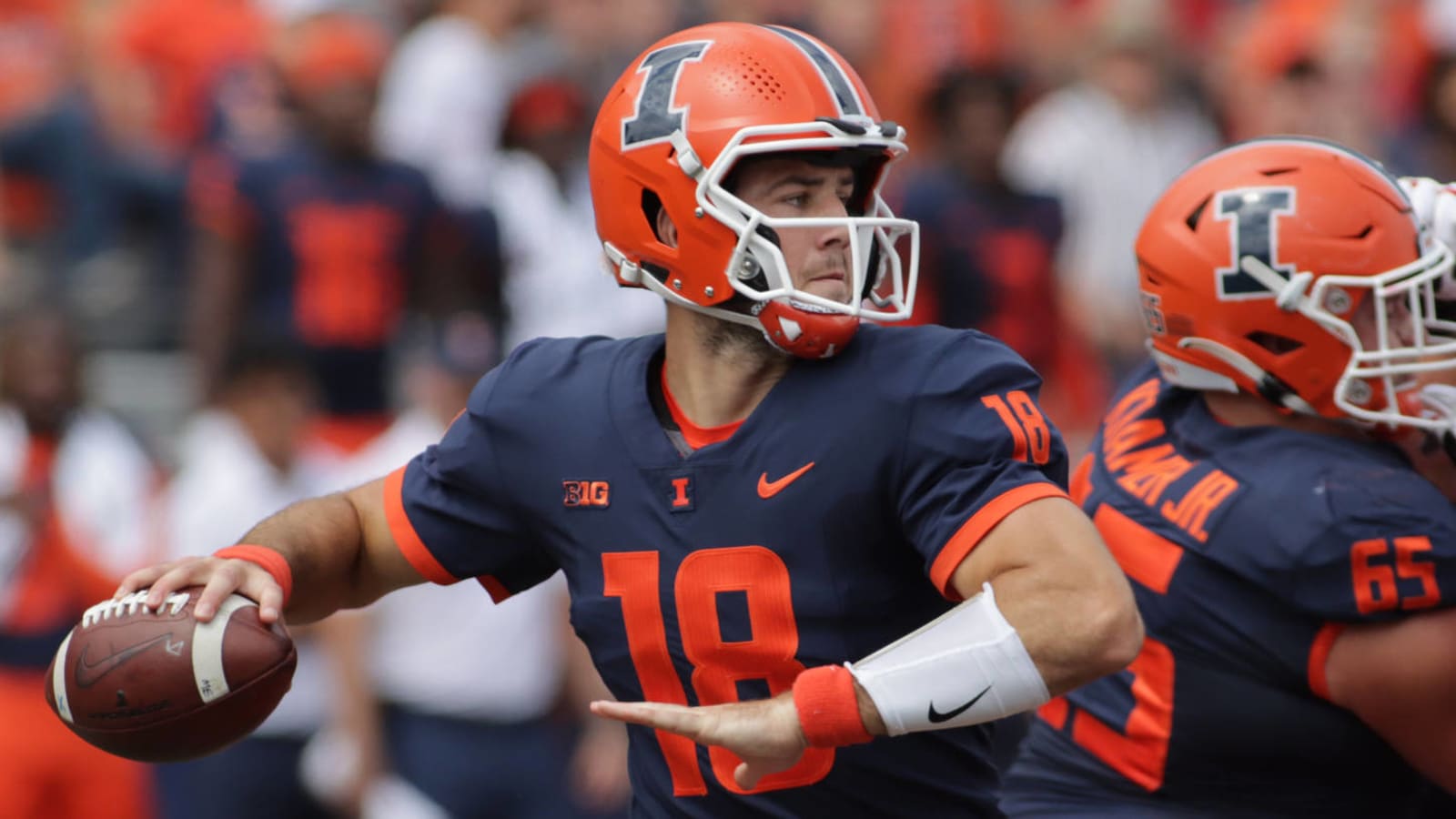 Illinois QB Brandon Peters was nearly decapitated by this crazy targeting hit