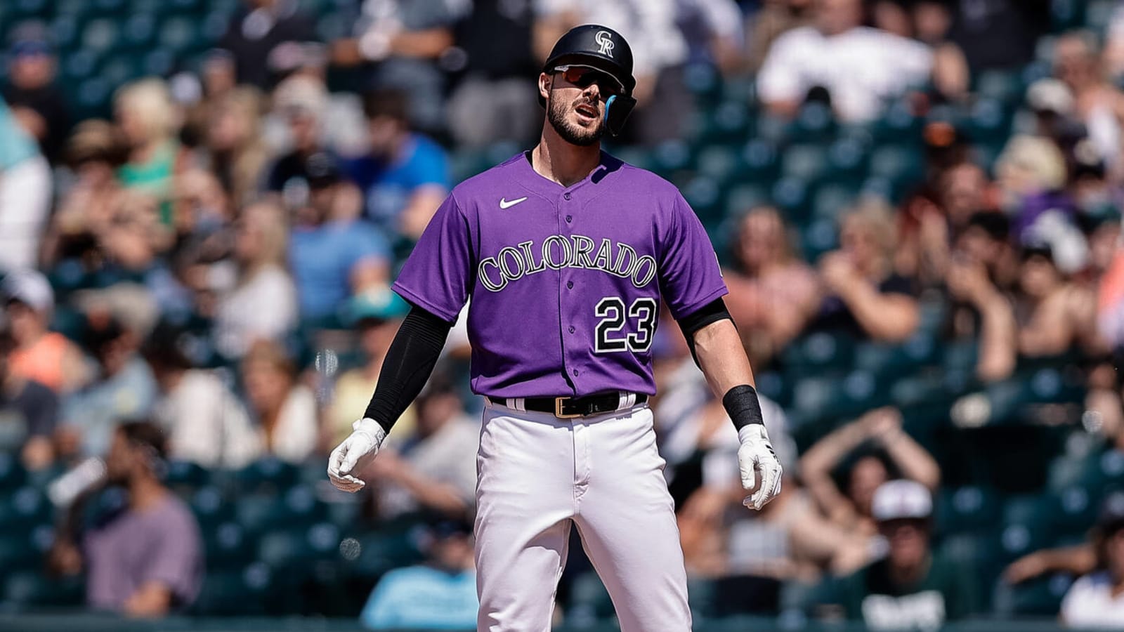 Rockies OF Kris Bryant expected to be healthy for spring training