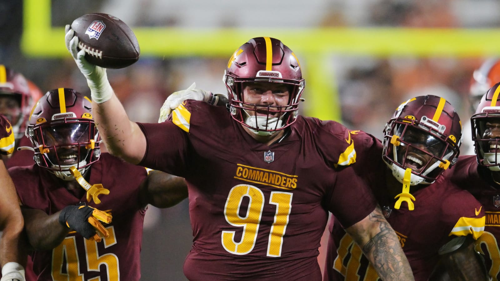 Saints add DT depth in trade with Commanders 