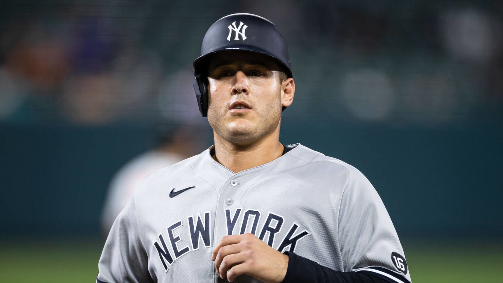 Report: Yankees keep three-time All-Star Anthony Rizzo with two