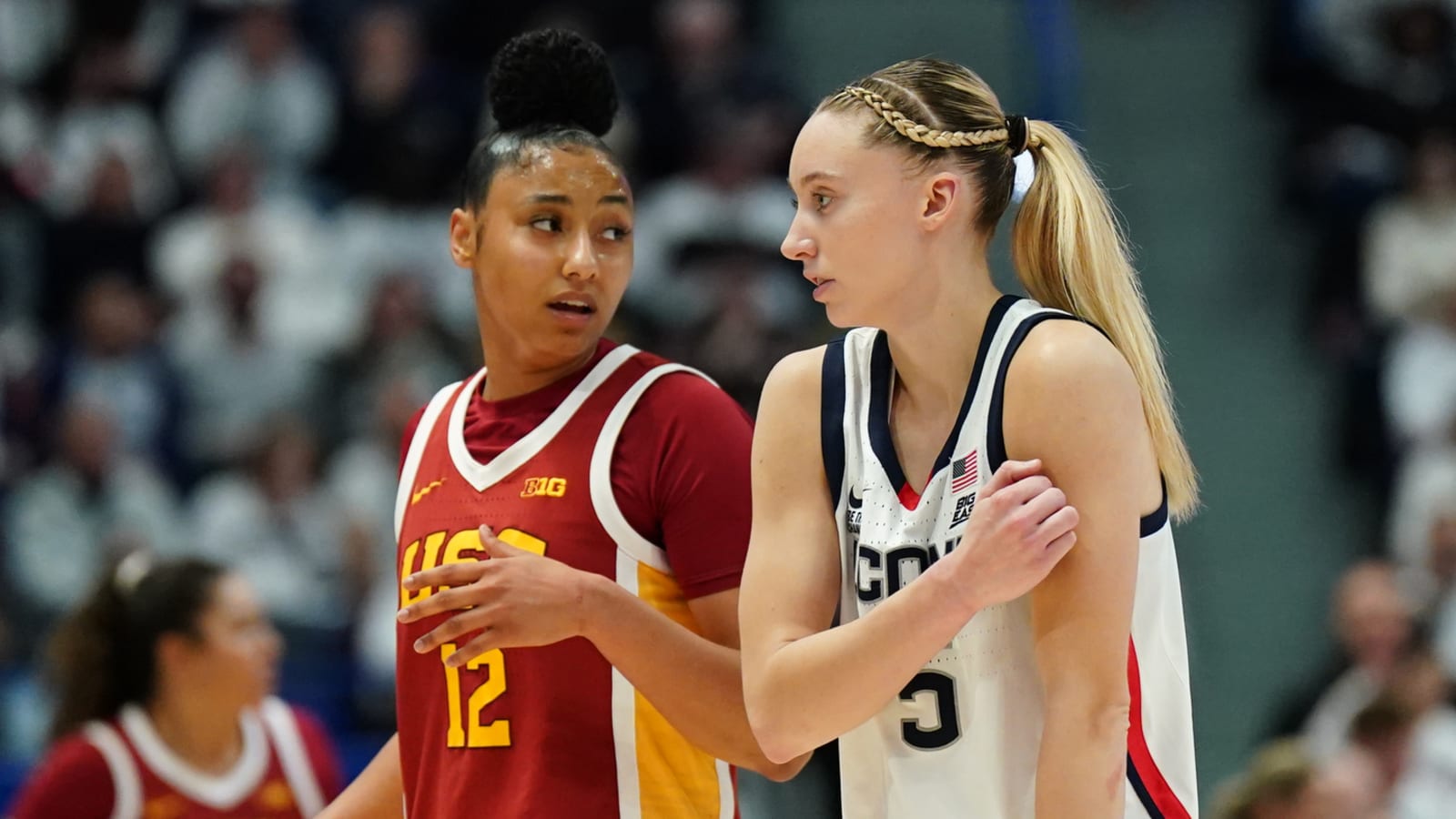 No. 7 USC women hold off No. 4 UConn in star-studded matchup