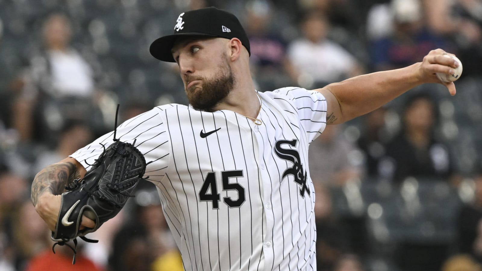 White Sox reportedly still intend to trade dominant pitcher