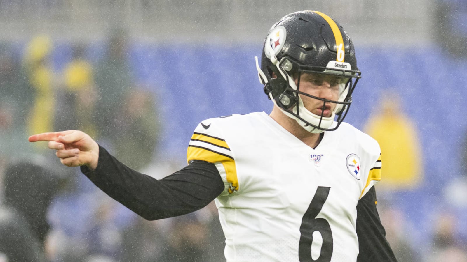 Steelers QB Devlin Hodges has hilarious reaction to 'Madden' rating