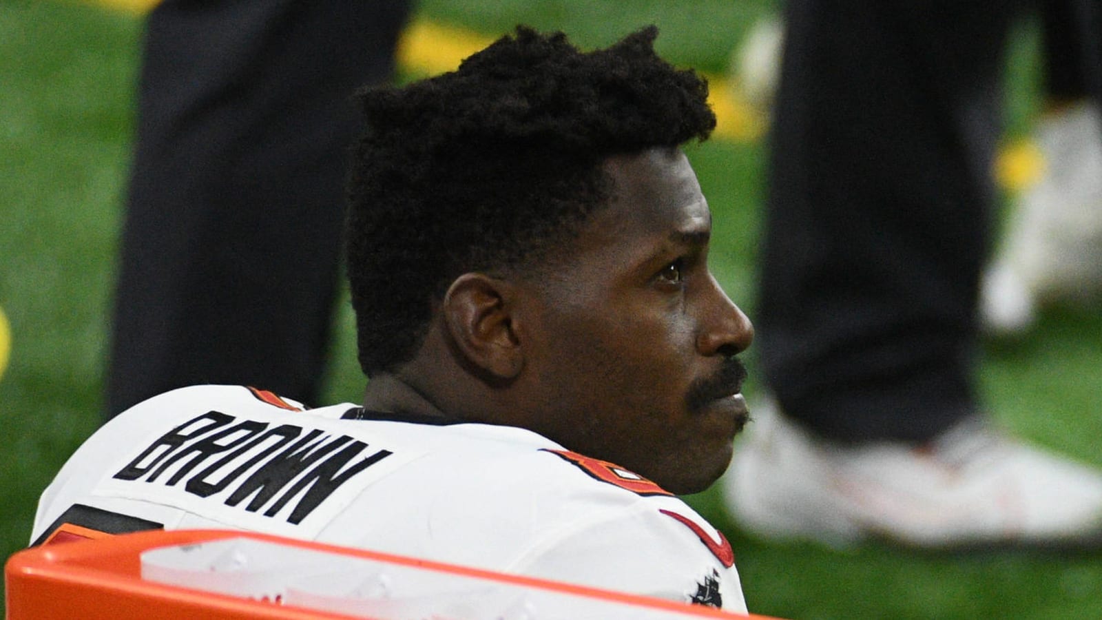 Antonio Brown sued for battery, assault; legal team responds