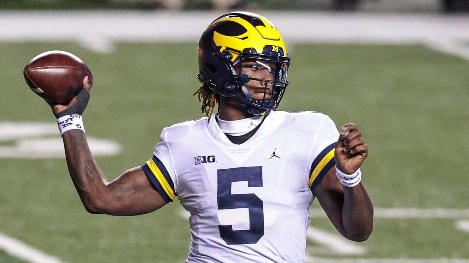 Ex-Michigan QB Joe Milton reportedly transferring to Tennessee