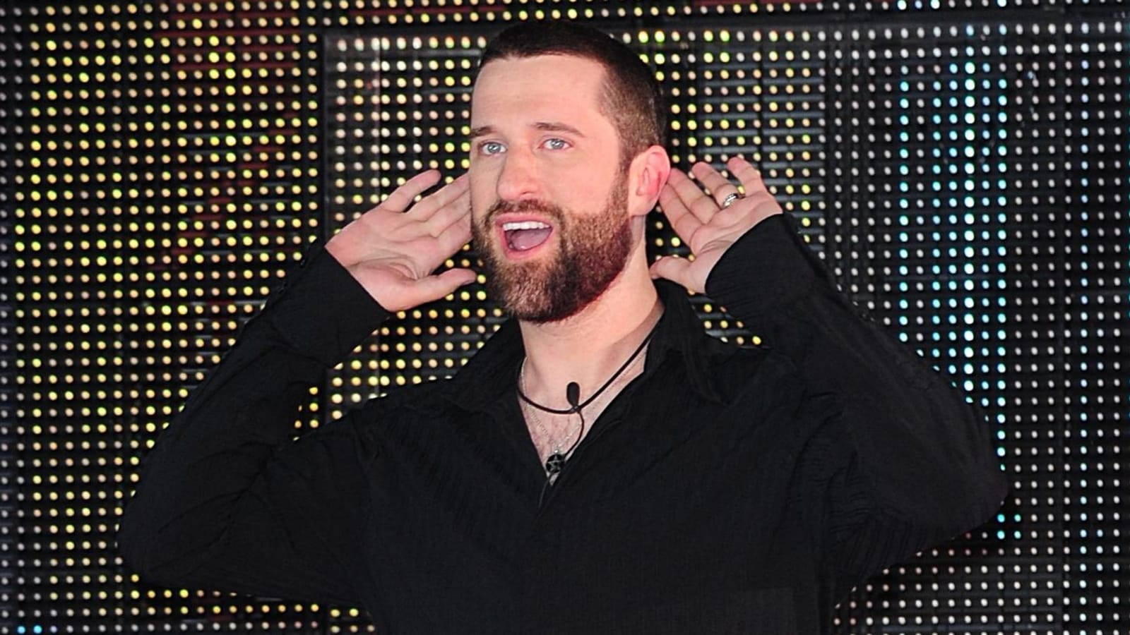 Watch: 'Saved by the Bell' revival honors Dustin Diamond in Season 2 premiere