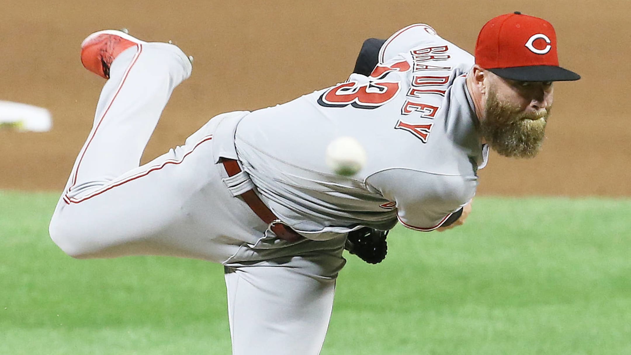 Should the Arizona Diamondbacks sign MLB free agent Archie Bradley?