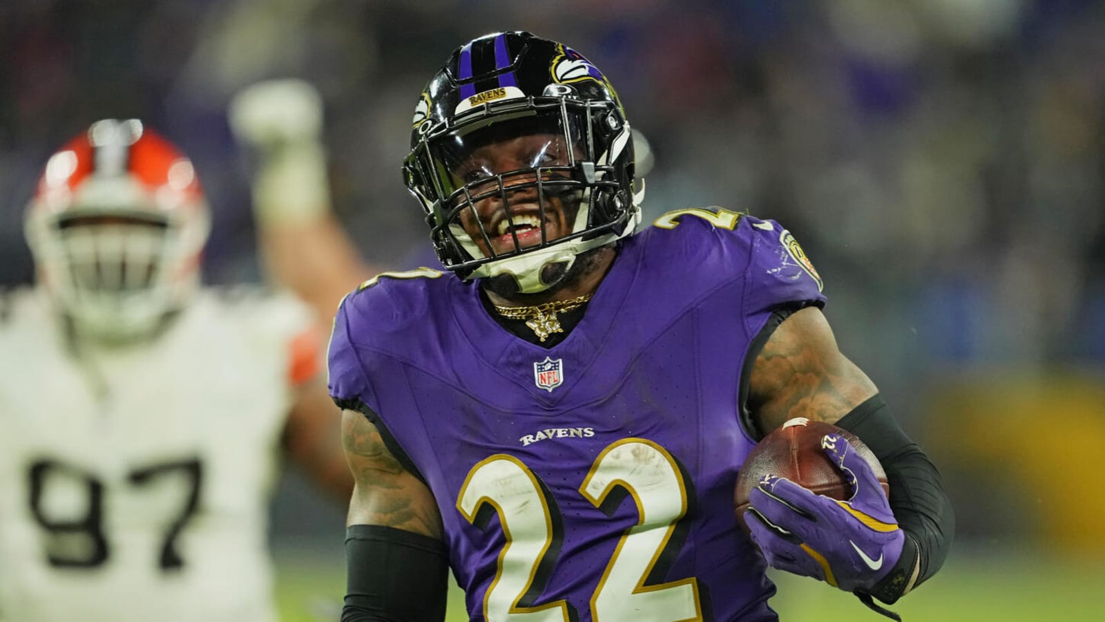 Ravens RB Derrick Henry cashes in on bonus in Week 18